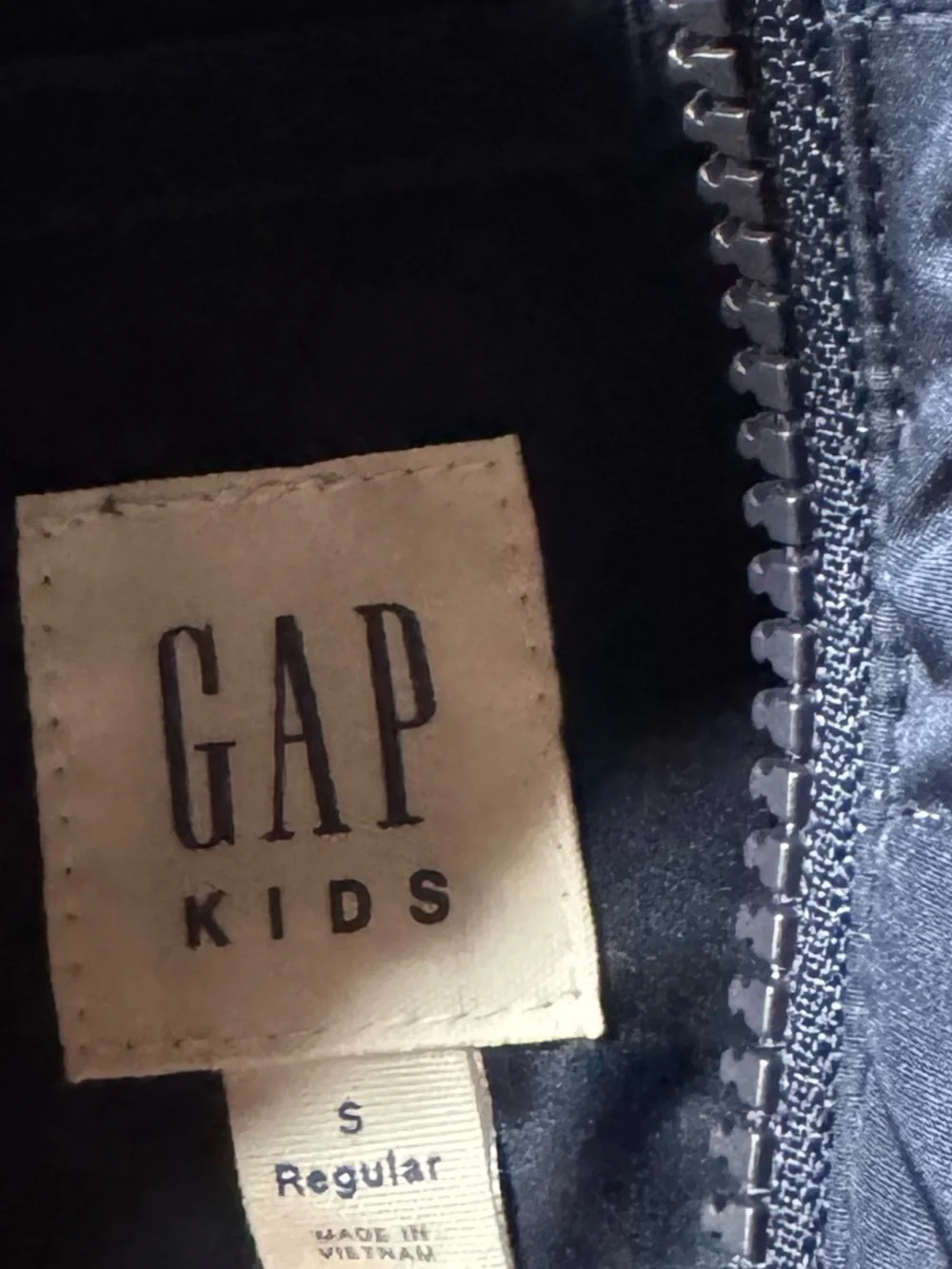 Kids GAP Navy Quilted Puffer Vest - Size S (6/7) - NWOT